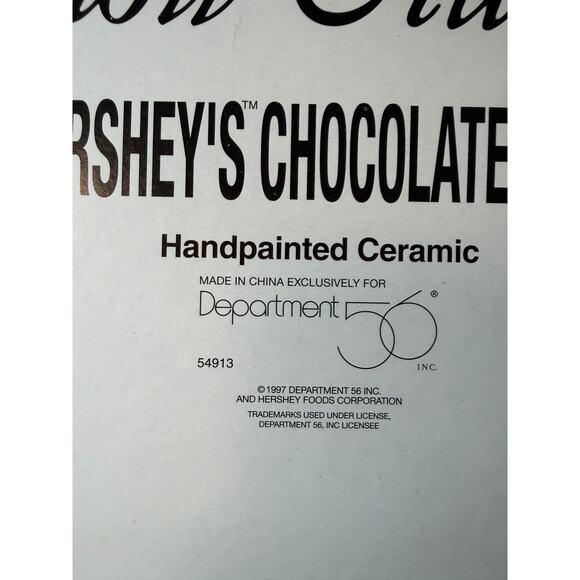 Dept 56 Hershey's Chocolate Shop #54913 w/box, light and sign - Picture 10 of 10